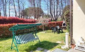 Jacuzzi e Giardino - 10 minuti dal lago maggiore